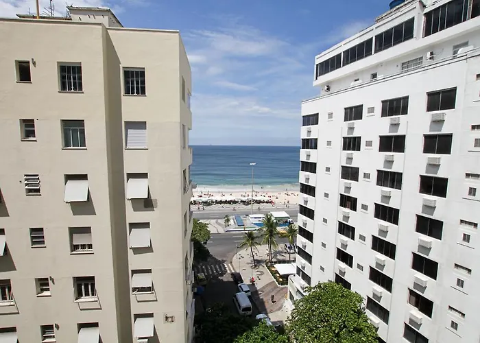 Apartments Almirante Goncalves